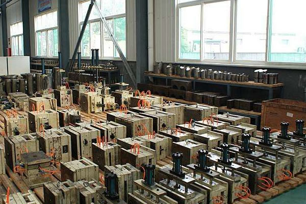 精密注塑模具質(zhì)感十足的包裝材料